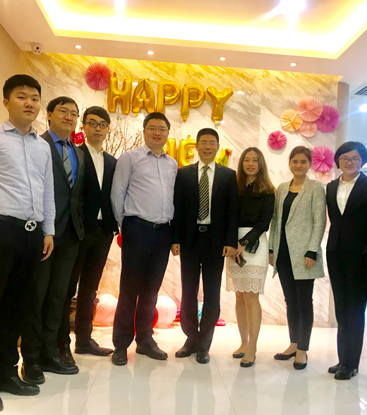 高级合伙人:郑标